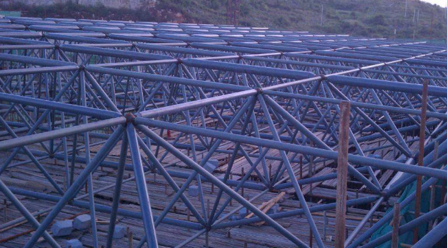 忻州概述网架加工中对钢材的质量的过细恳求